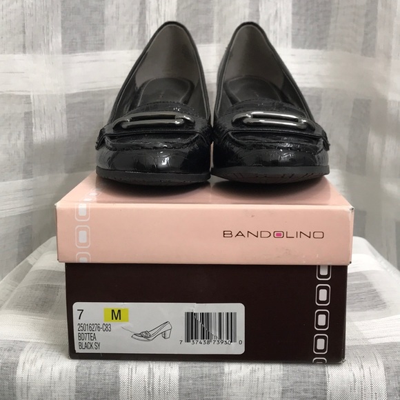 BANDOLINO Block Heel Dress Loafer - Picture 7 of 7